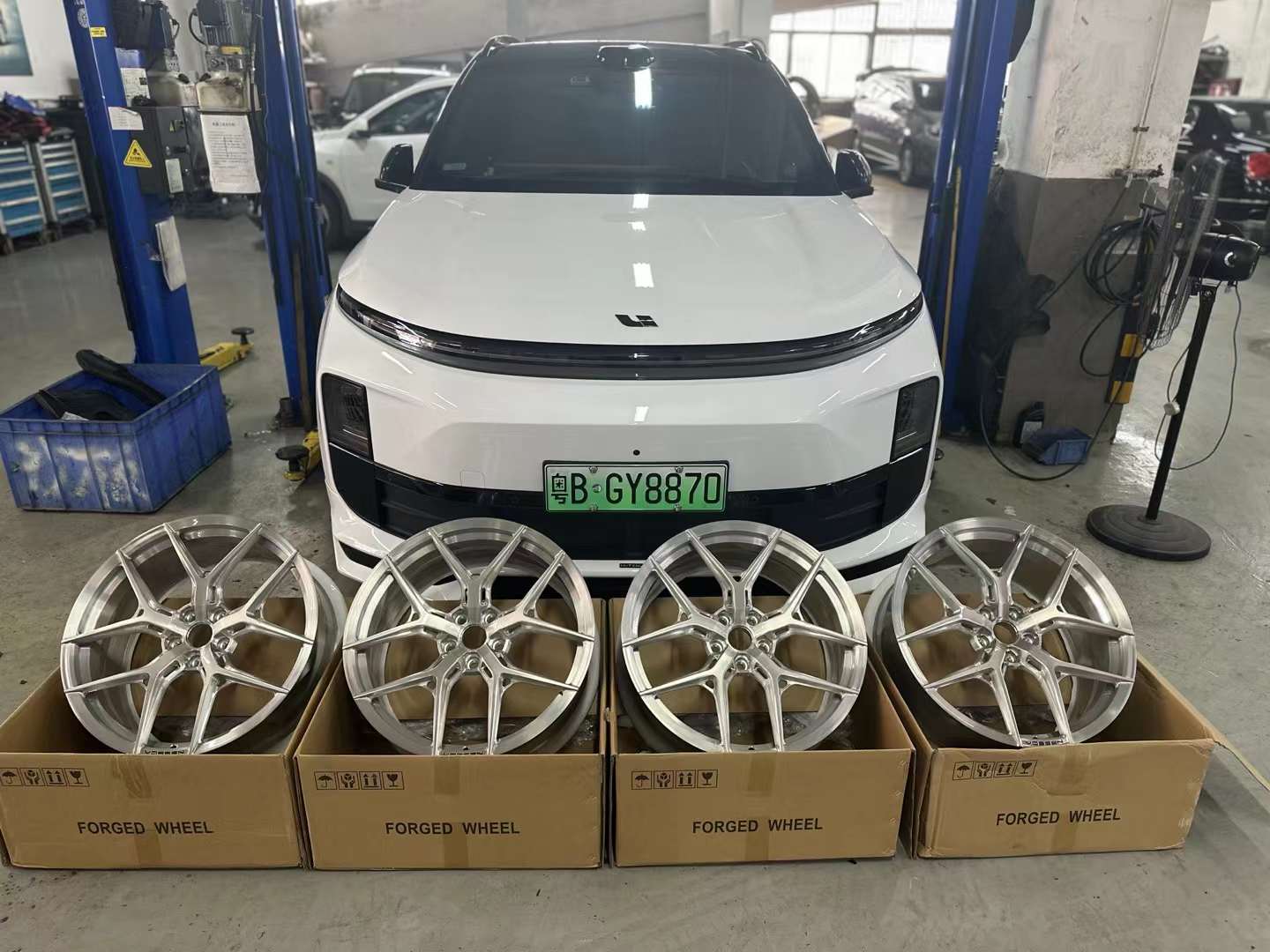 理想升级轮毂